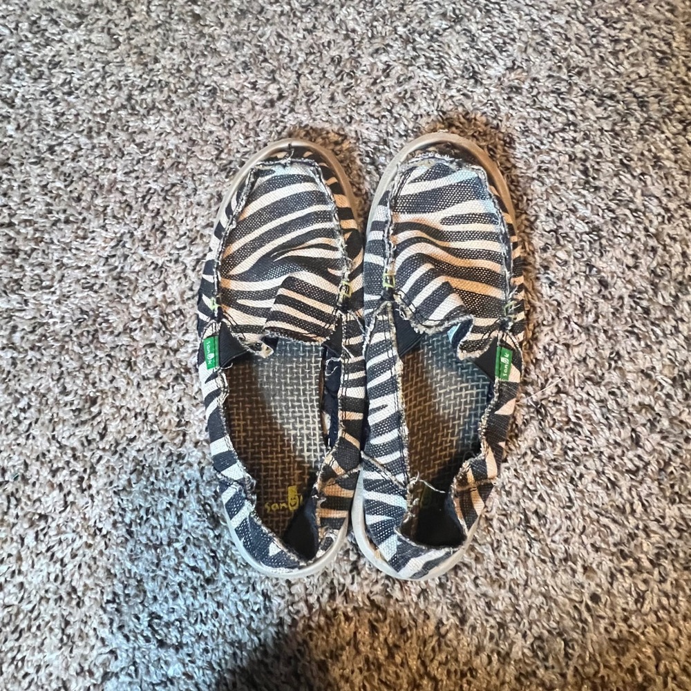 Sanuk Sidewalk Surfer Zebra Print Slip On Loafers Womens 7 Black White Textile